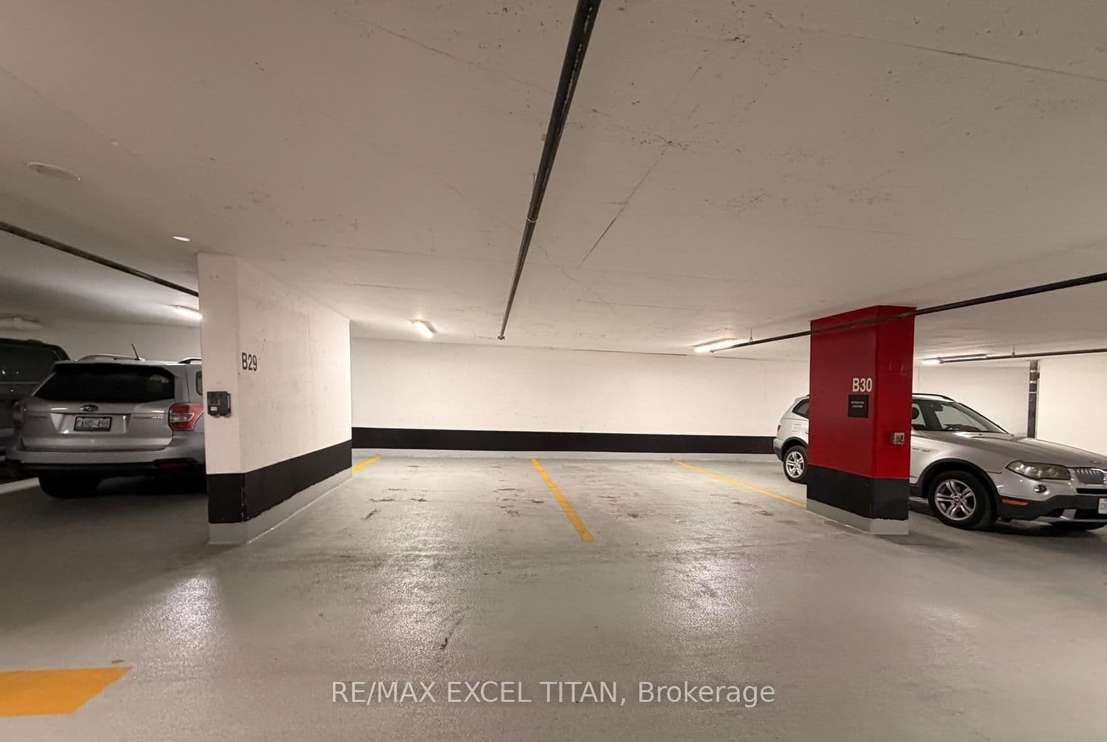 #P2-B34 - 25 Neighbourhood Lane