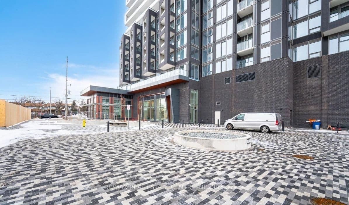 260 Malta Avenue, Unit 2208