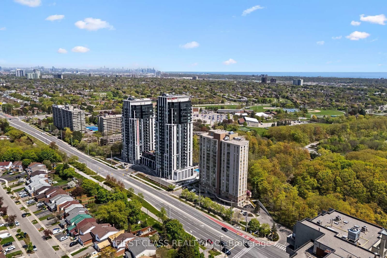 #905 - 200 Burnhamthorpe Road E