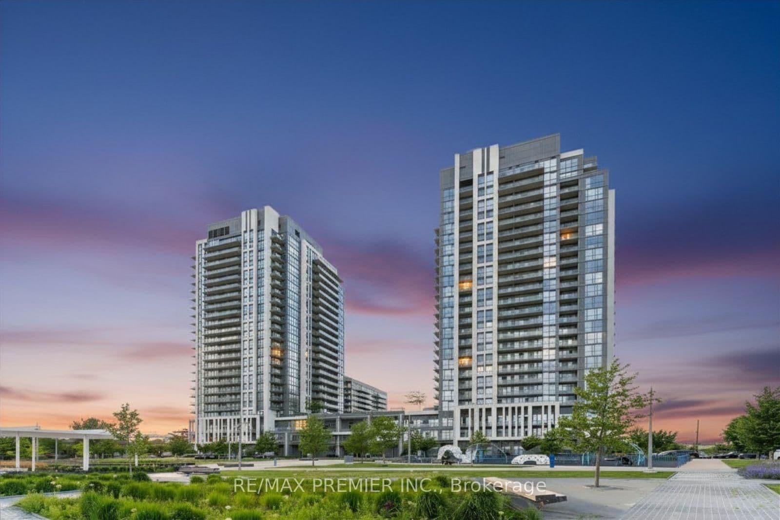 #PH02 (2402) - 17 Zorra Street