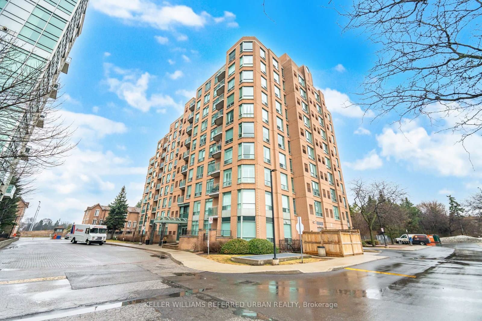 #707 - 190 Manitoba Street