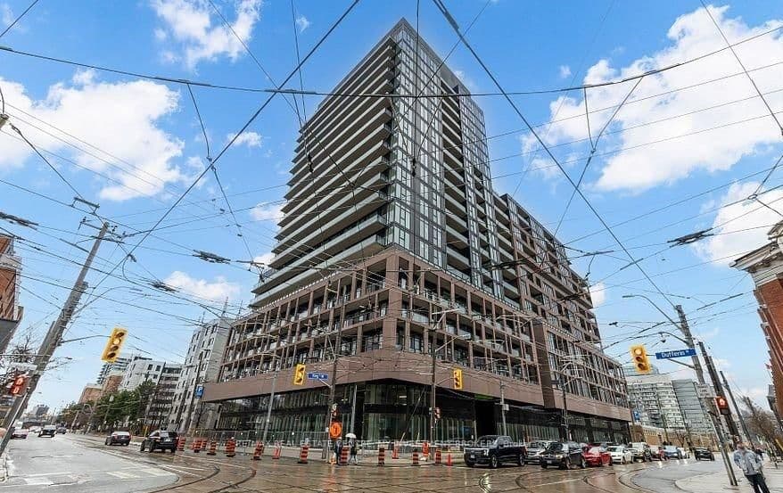#202 - 285 Dufferin Street