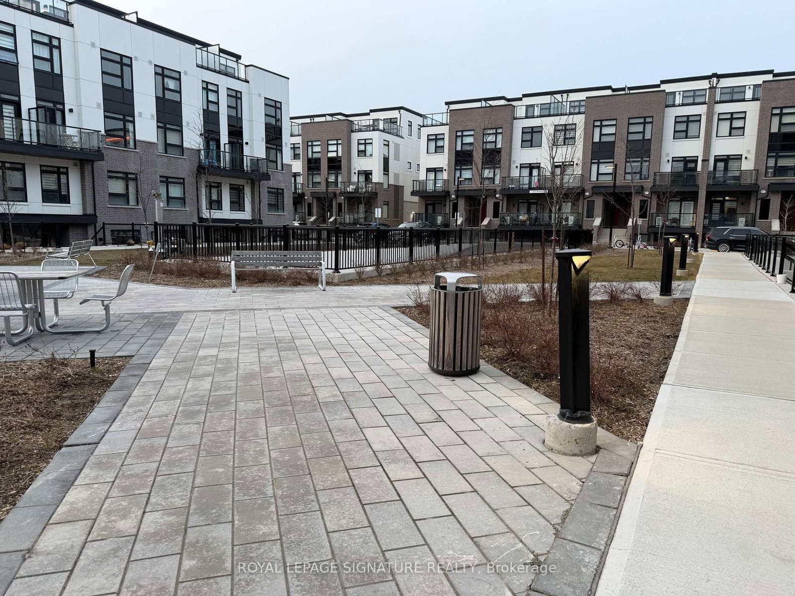 1597 Rose Way, Unit 124