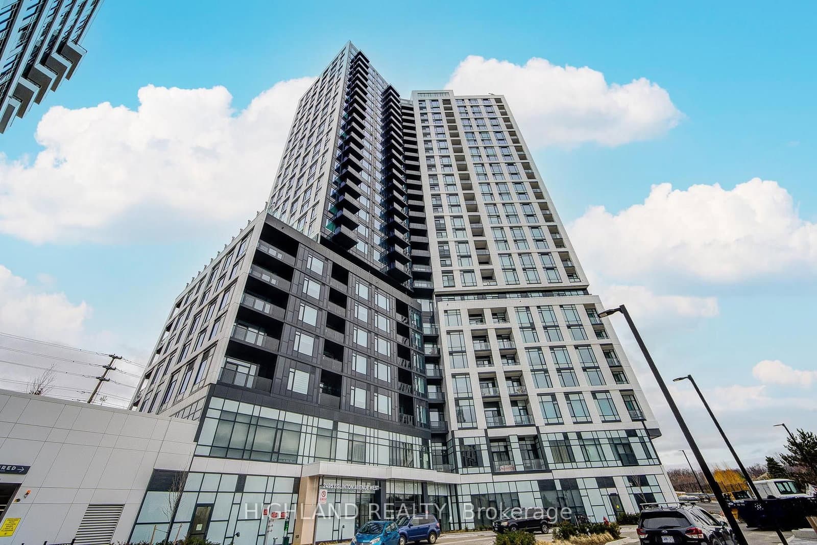 2495 Eglinton Avenue W, Unit 616
