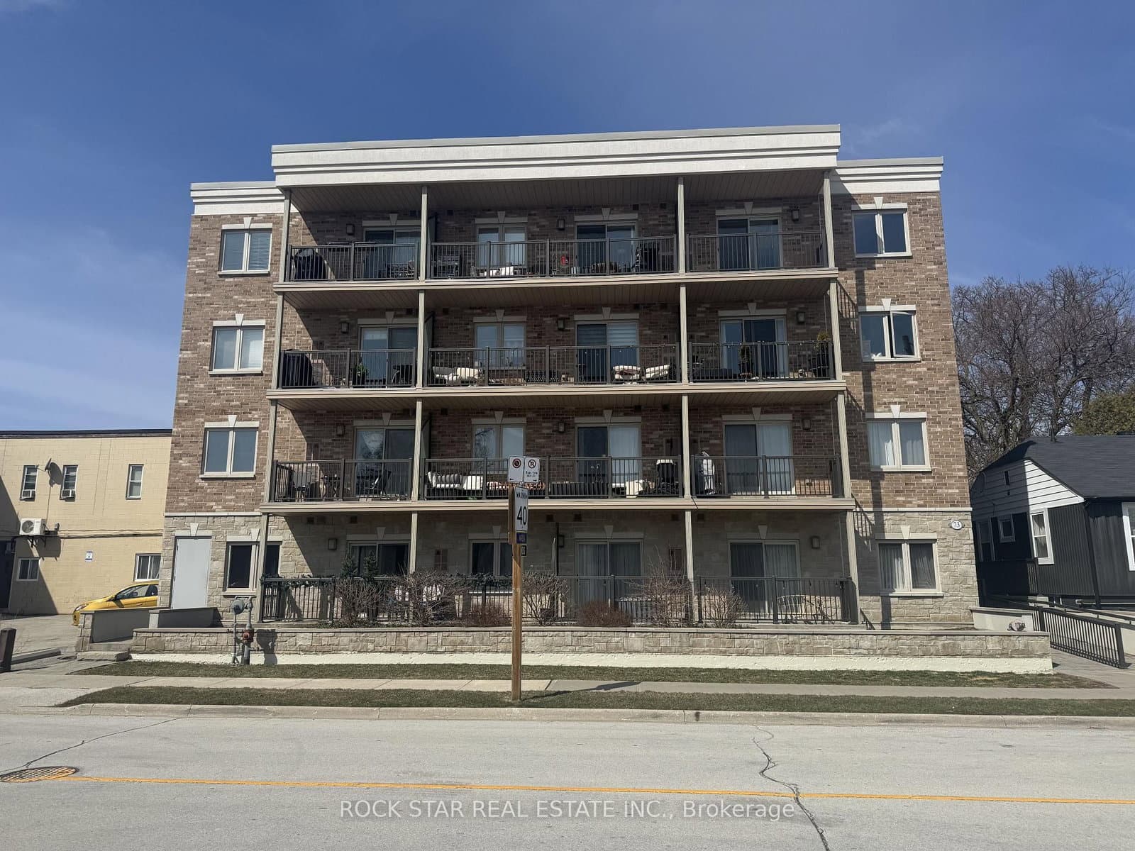 73 Washington Avenue, Unit 305