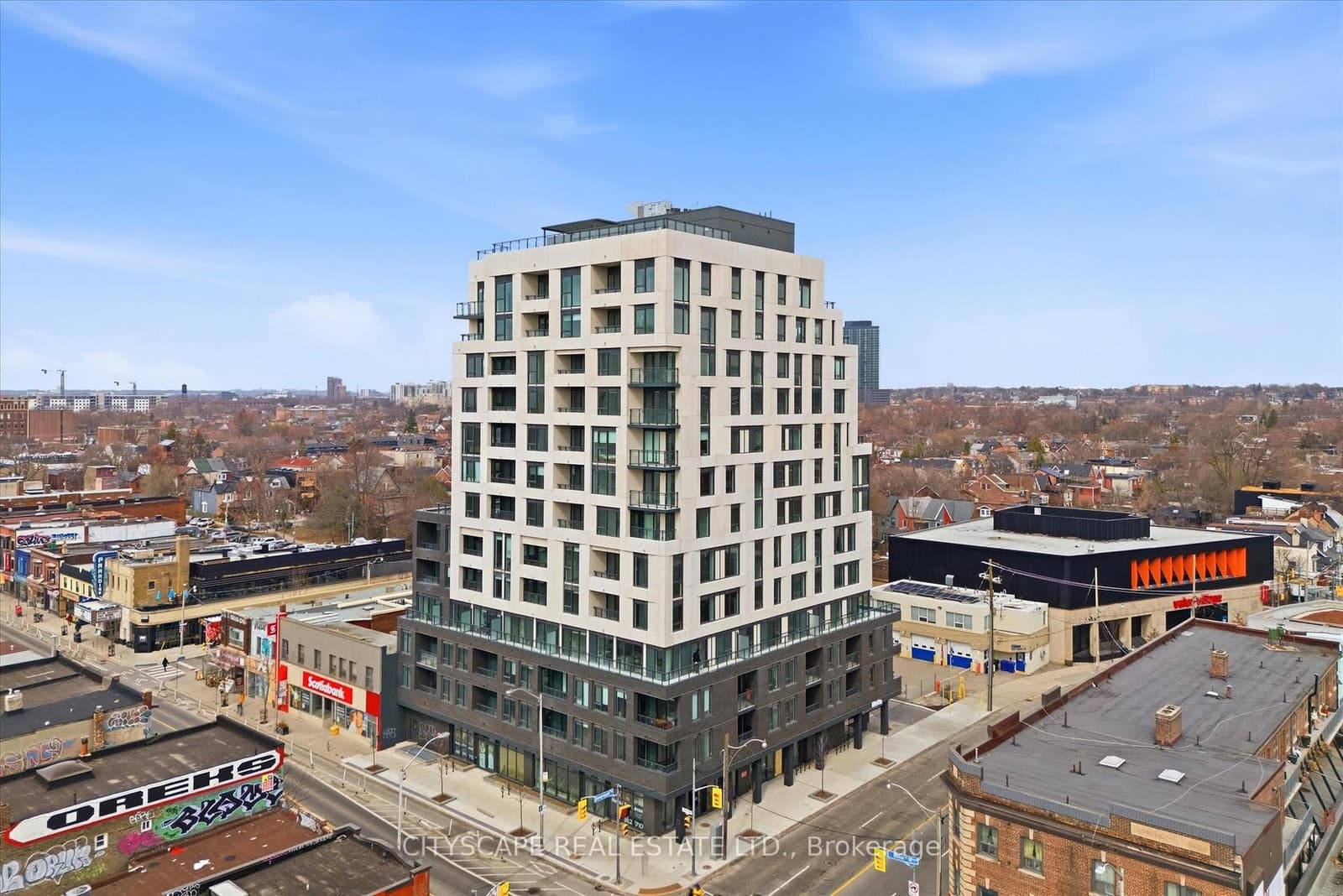 758 Dovercourt Road, Unit 901