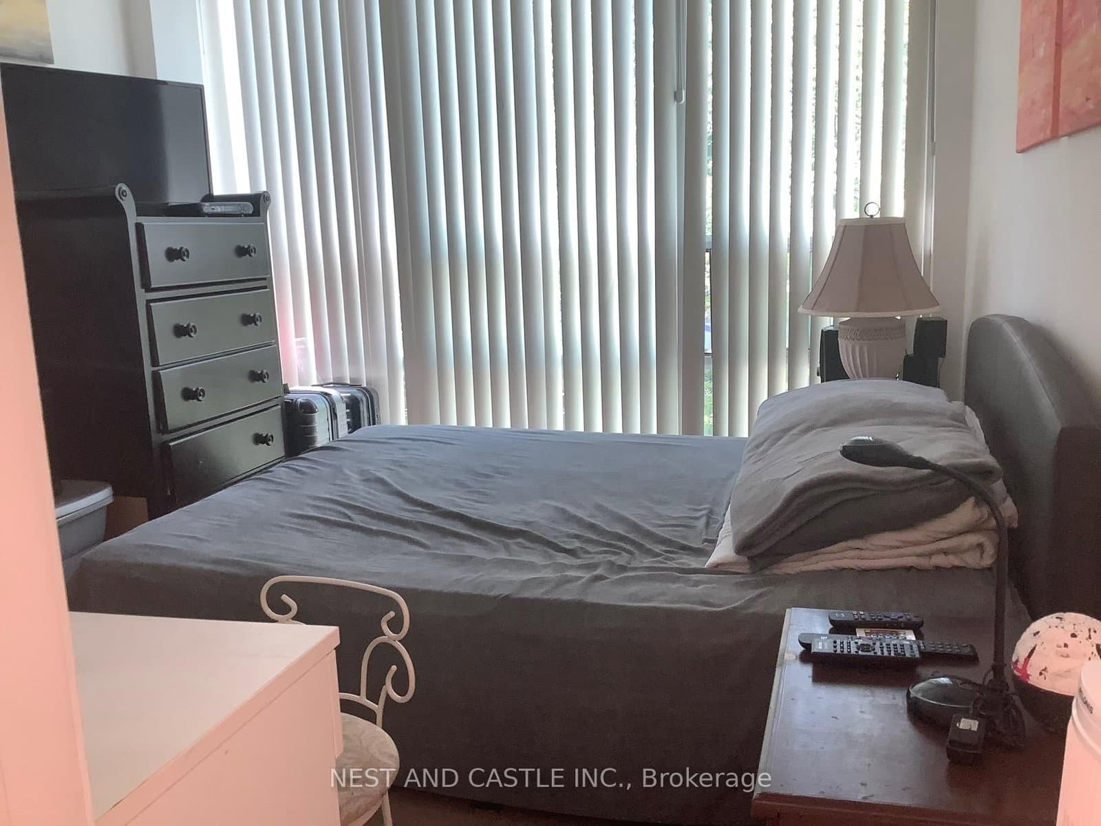 #132 - 70 Absolute Avenue