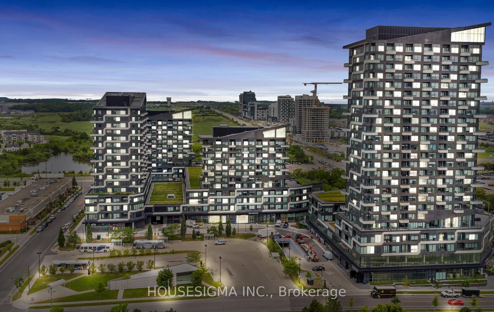 #349 - 2485 Taunton Road