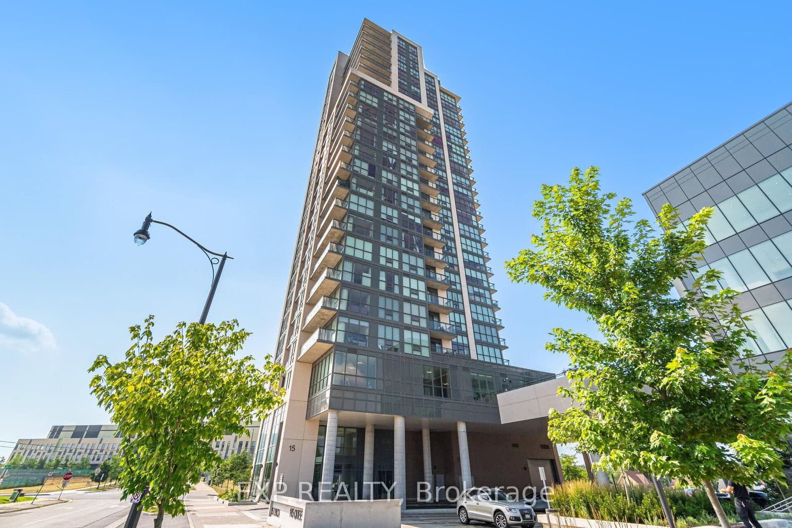 #903 - 15 Lynch Street