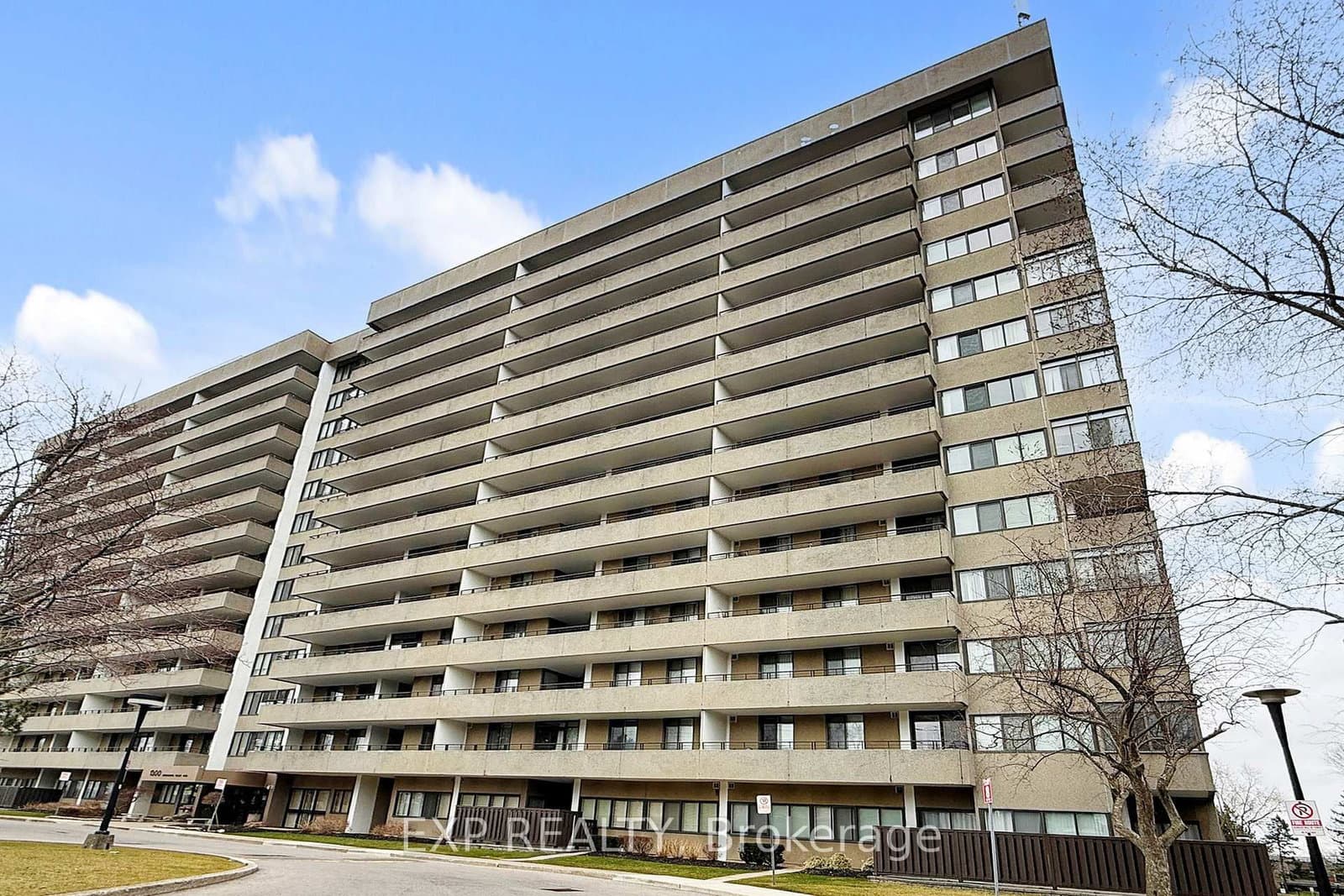 1300 Mississauga Valley Boulevard, Unit 202