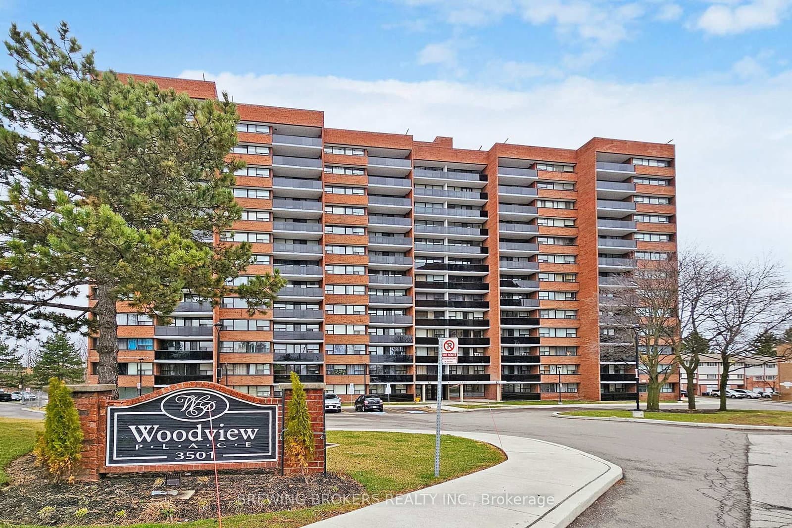 #812 - 3501 Glen Erin Drive