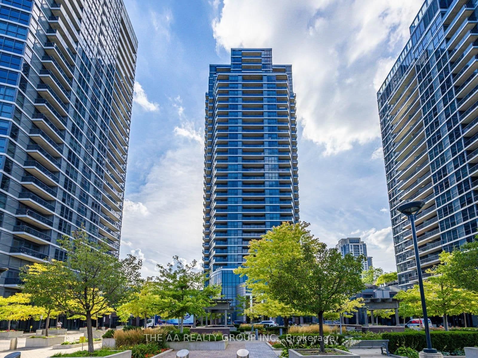 #2111 - 5 Valhalla Inn Road