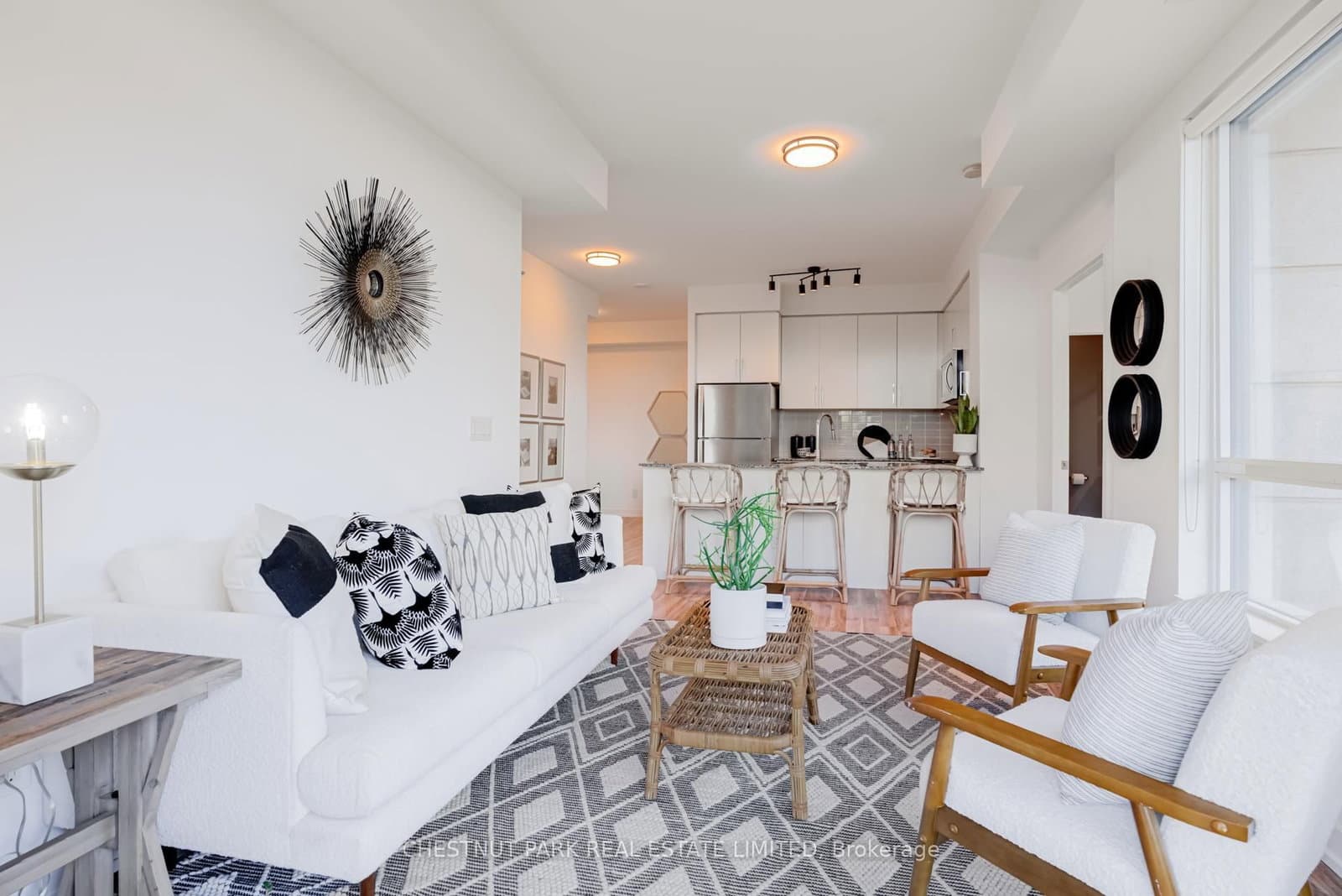 #205 - 840 Queens Plate Drive