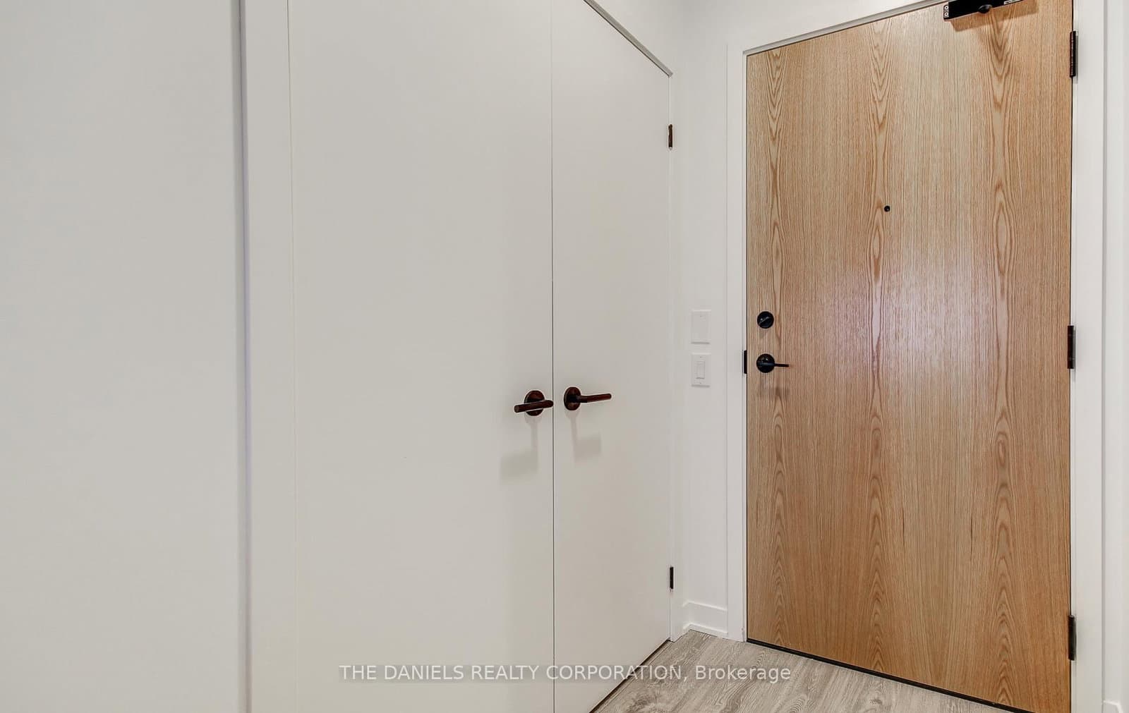 #2705 - 2495 Eglinton Avenue W