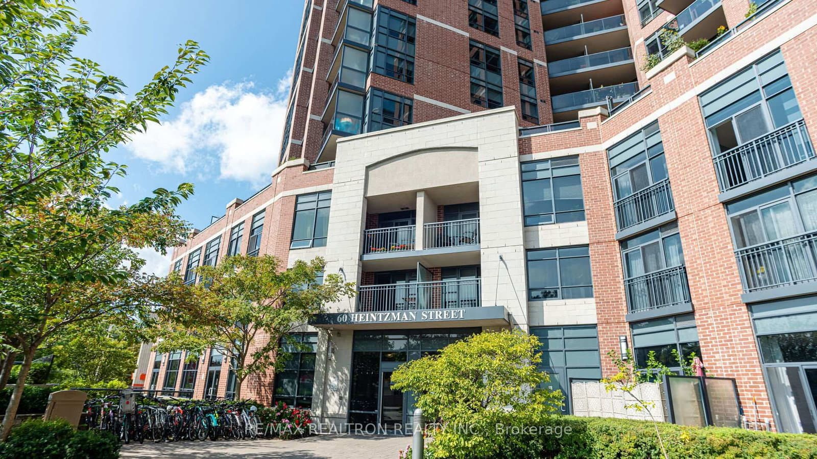 #535 - 60 Heintzman Street