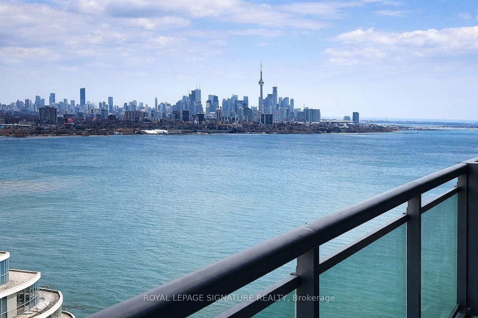 16 Brookers Lane, Unit 2704