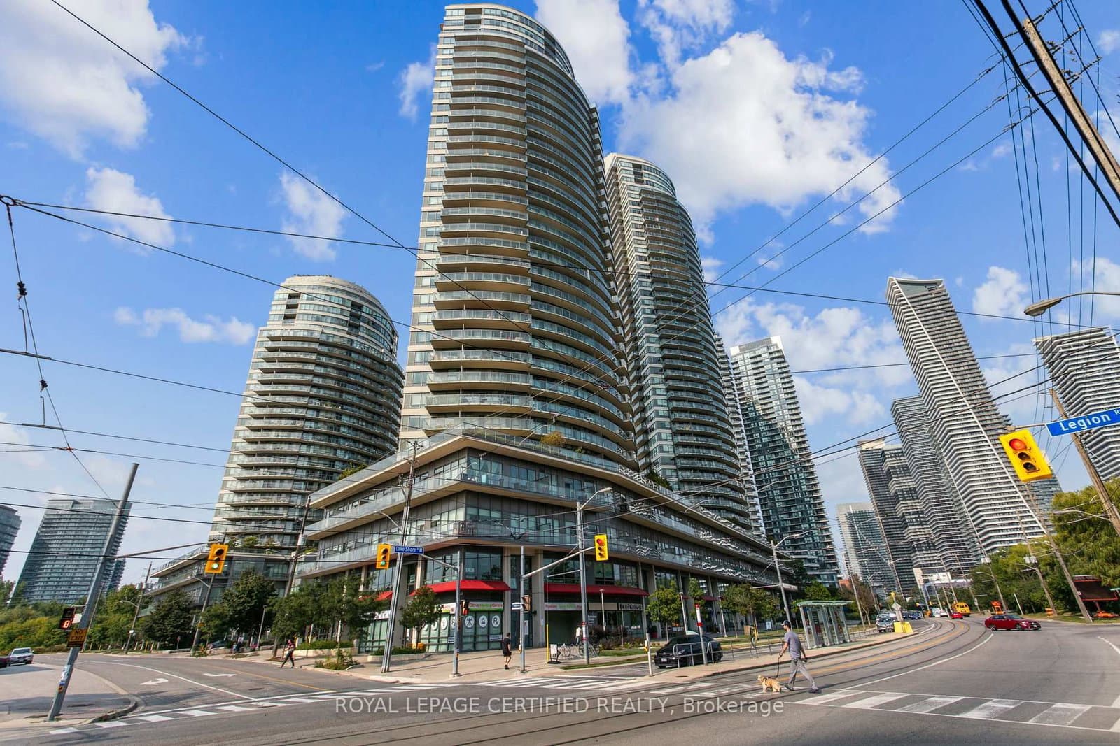 #1208 - 2240 Lakeshore Boulevard W