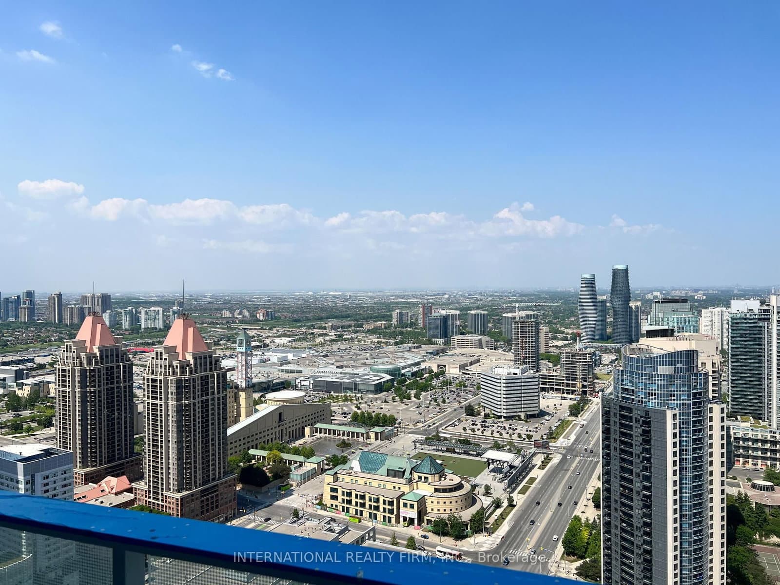 #4002 - 3900 Confederation Parkway