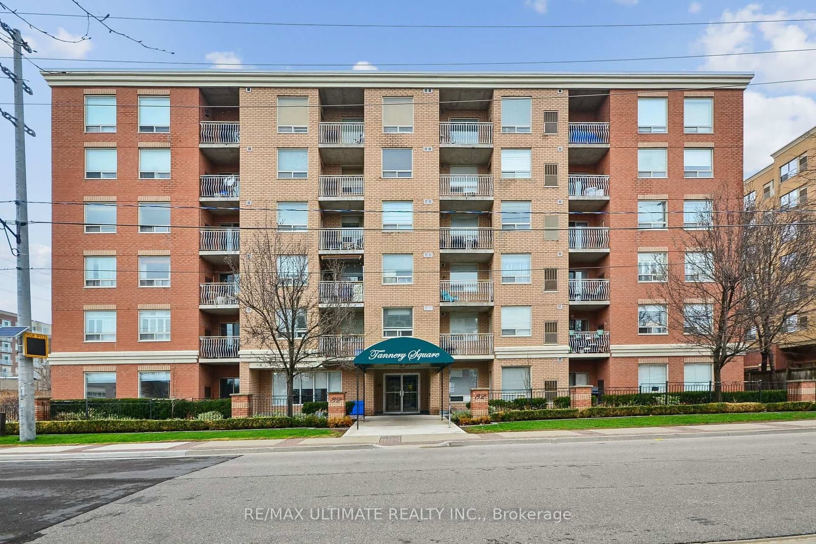#405 - 32 Tannery Street