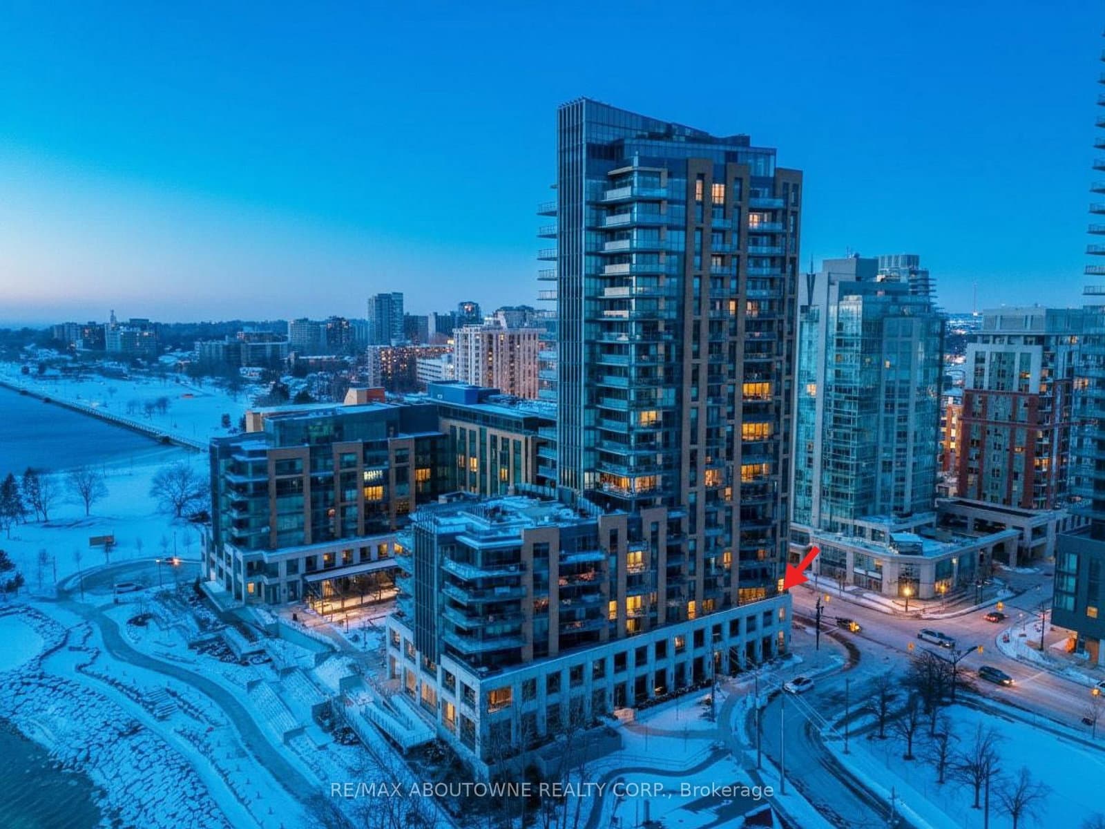 #304 - 2060 Lakeshore Road