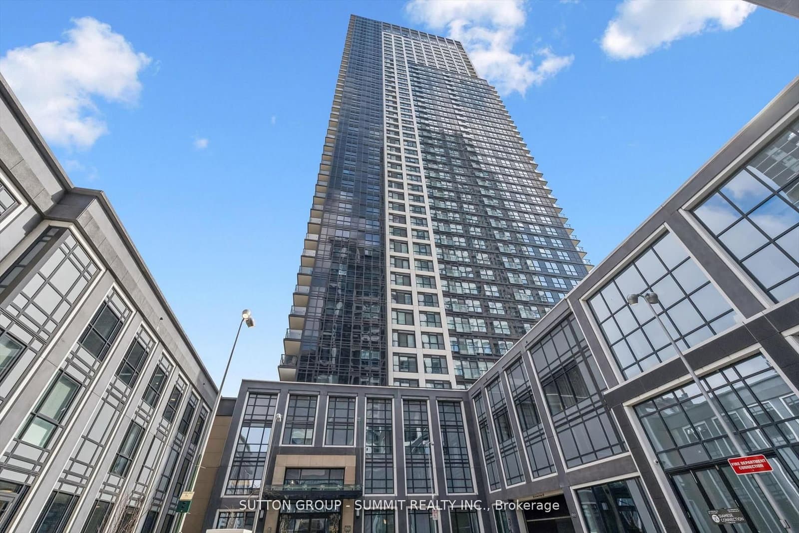 5 Mabelle Avenue, Unit 1429