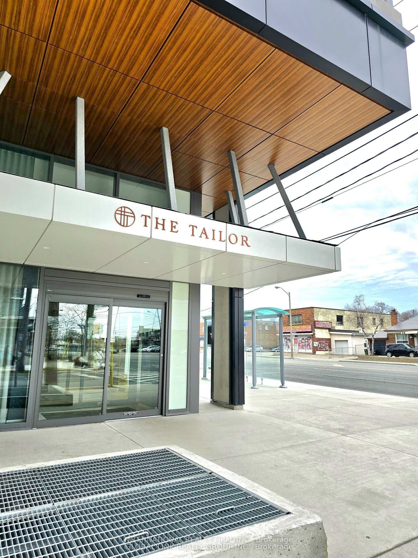 #601 - 1195 The Queensway