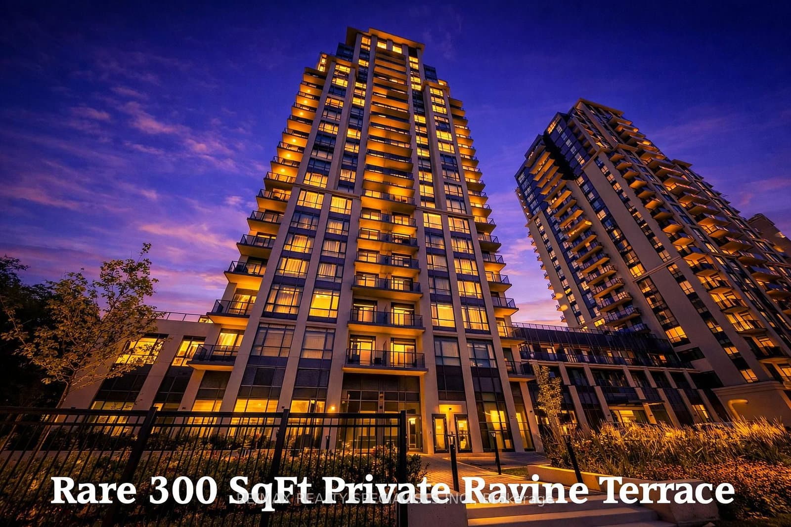 #302 - 202 Burnhamthorpe Road E