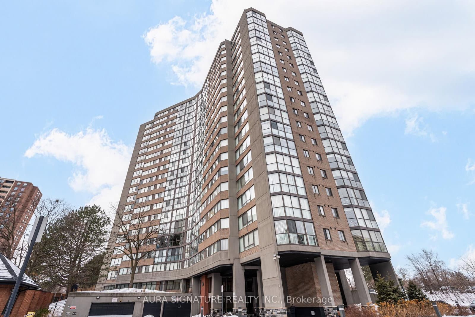 #203 - 40 Richview Road