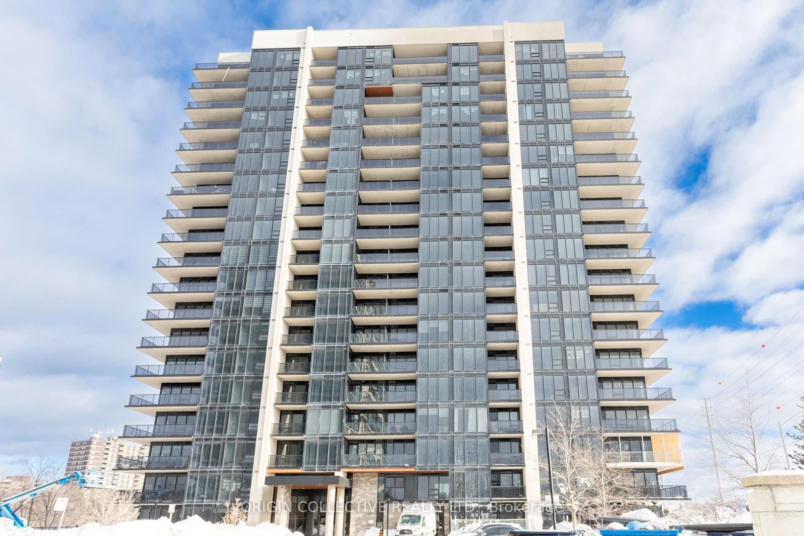 #605 - 1035 Southdown Road