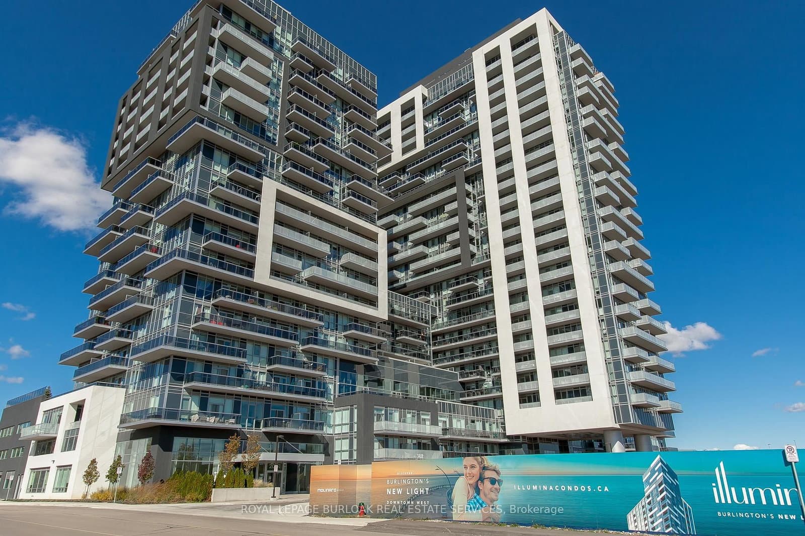 #1201 - 2081 Fairview Street