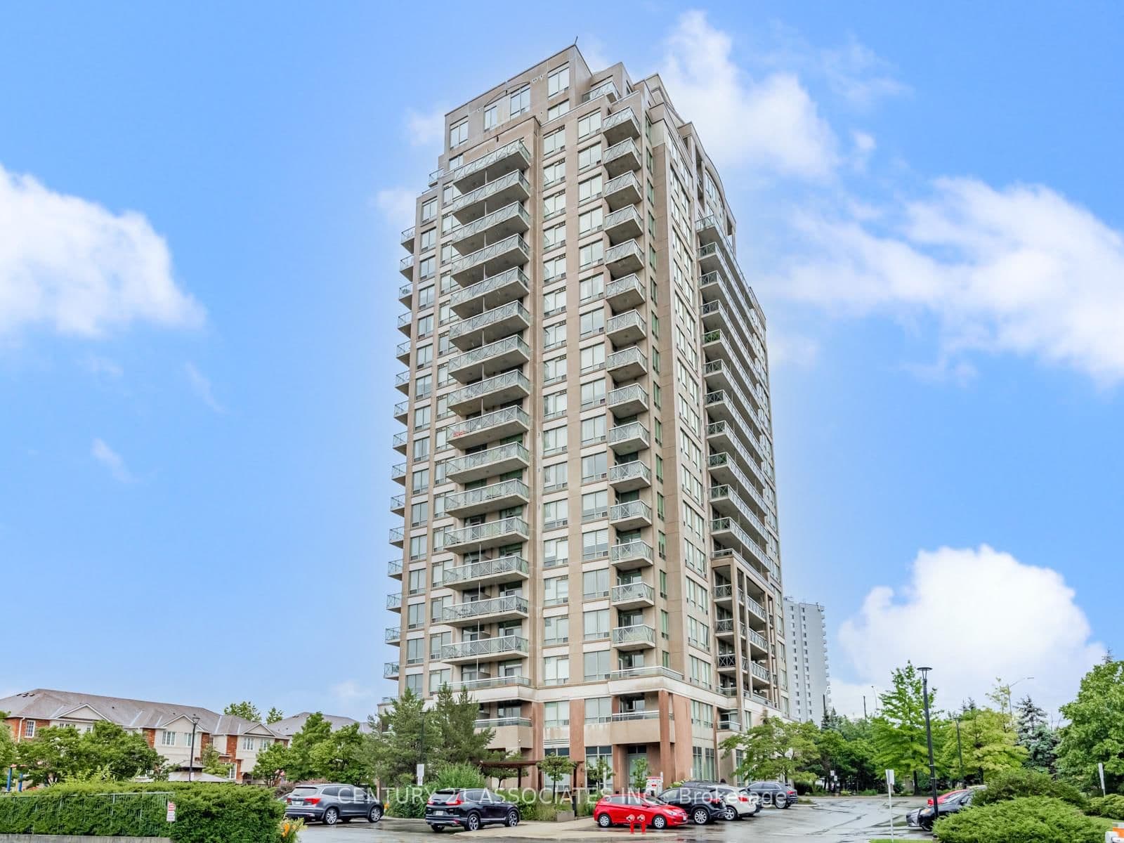 #705 - 1359 Rathburn Road E
