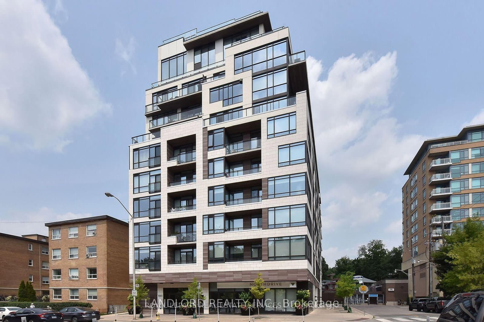 #314 - 1990 Bloor Street W