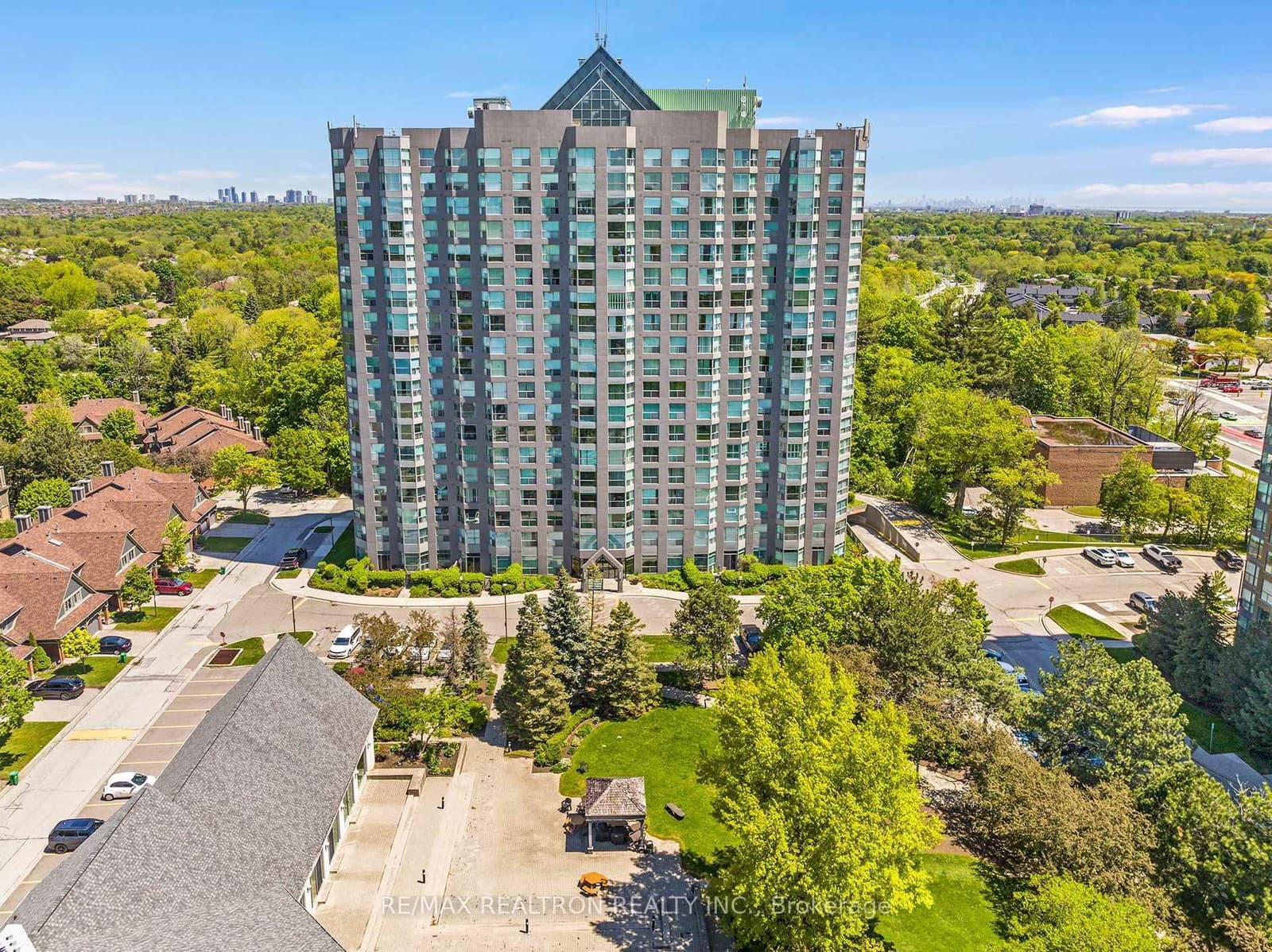 #603 - 2155 Burnhamthorpe Road W
