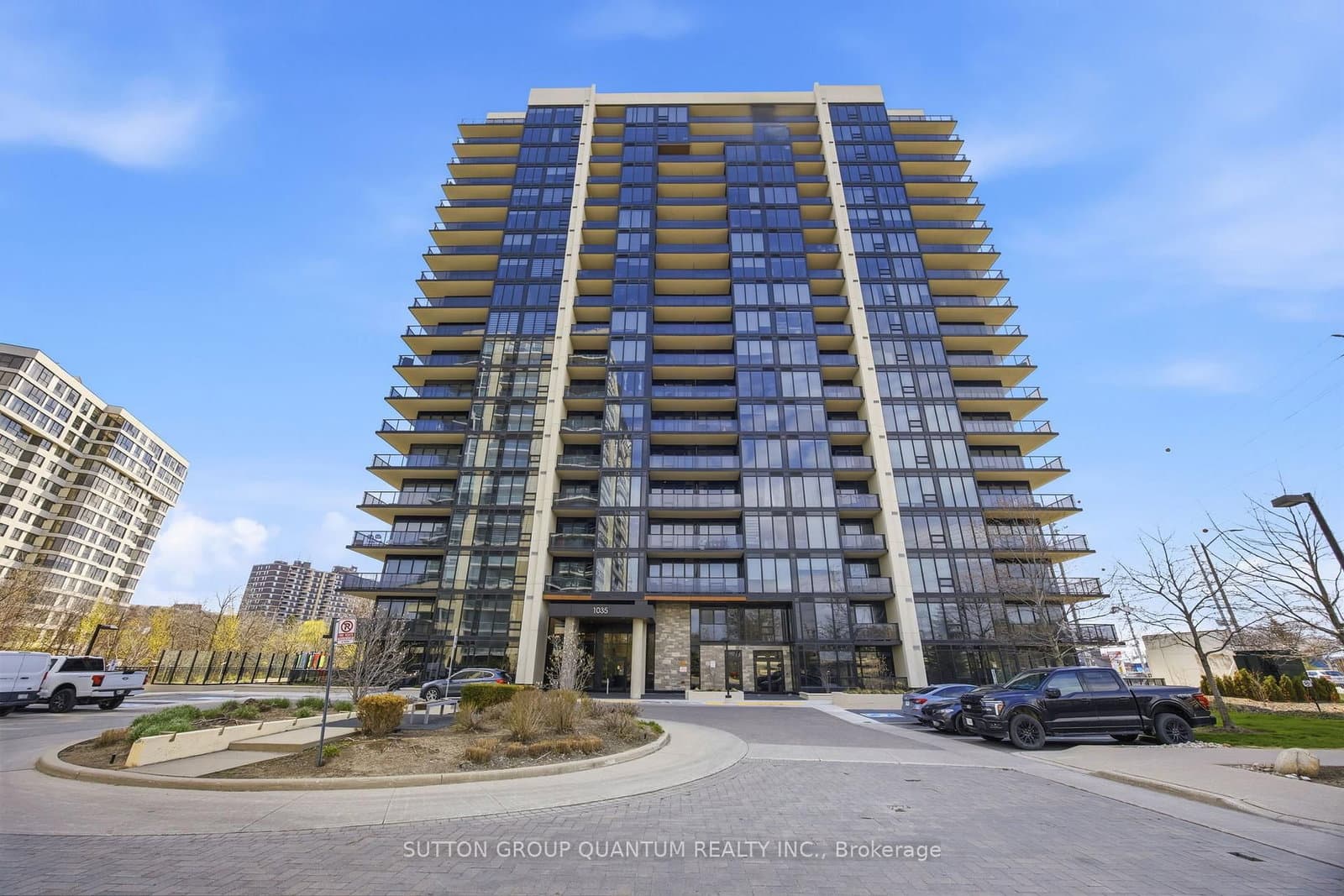 #1903 - 1035 Southdown Road