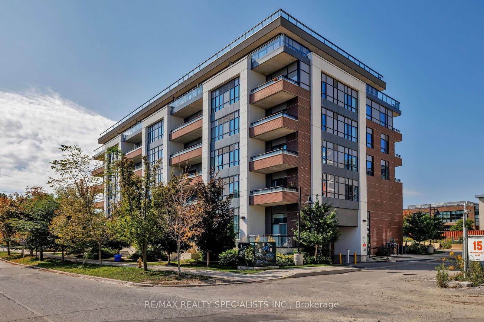 #505 - 1 Neighbourhood Lane