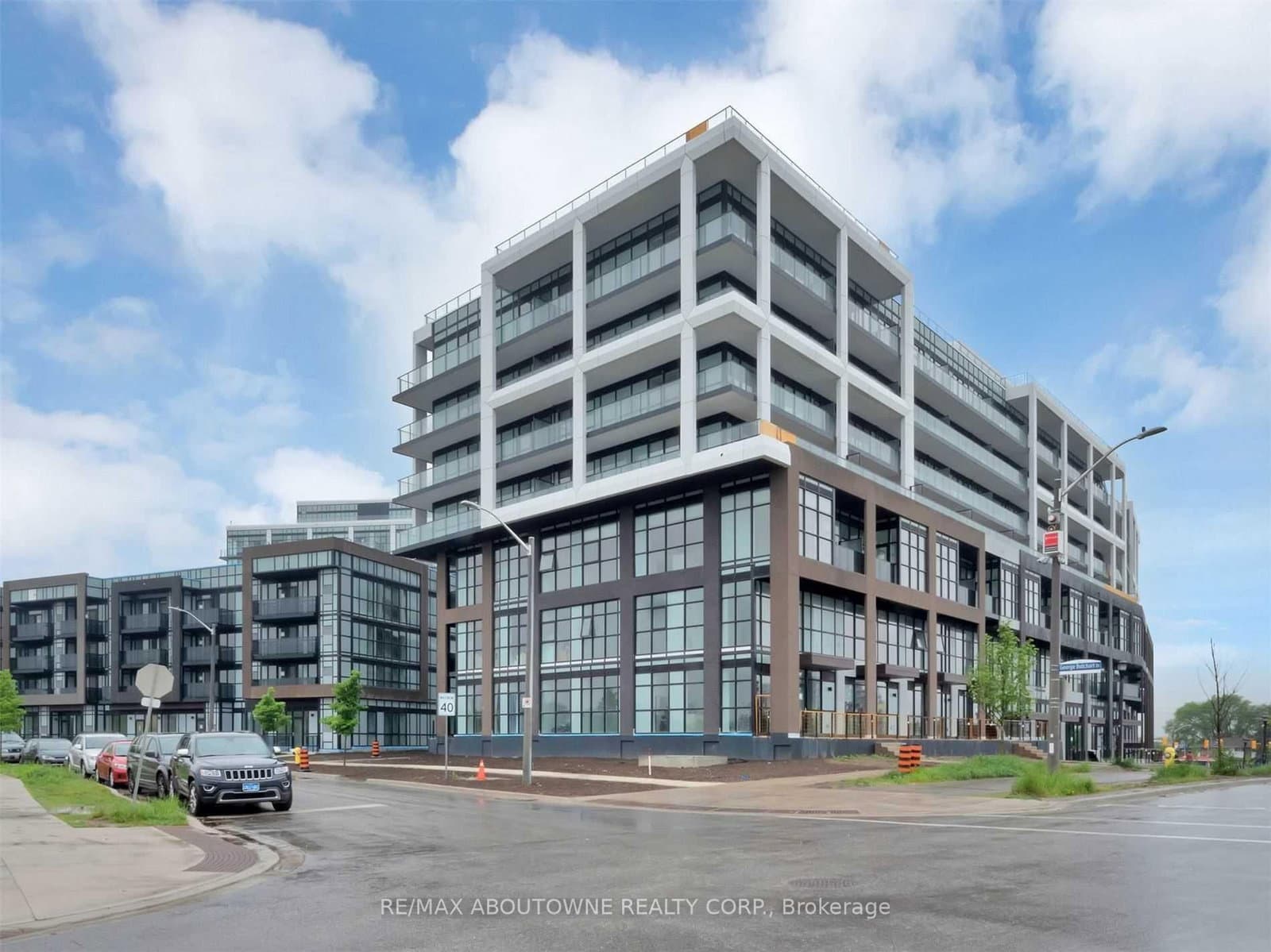 #814 - 50 George Butchart Drive