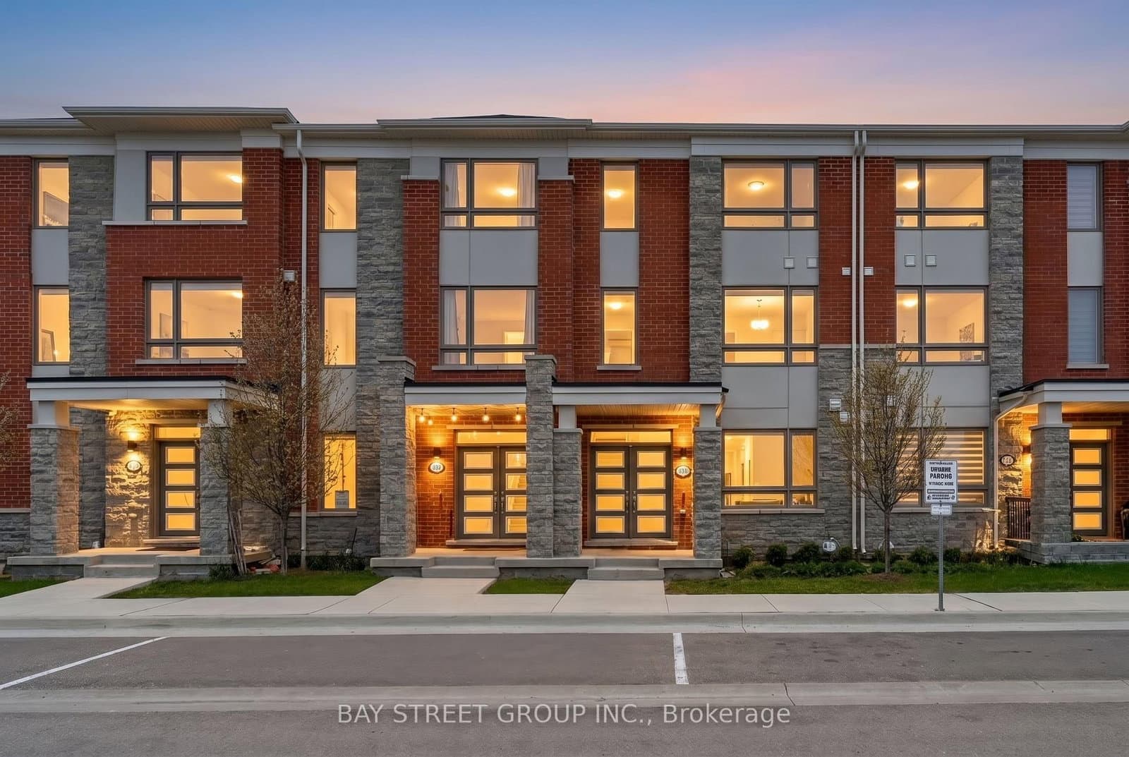 334 Lagerfeld Drive
