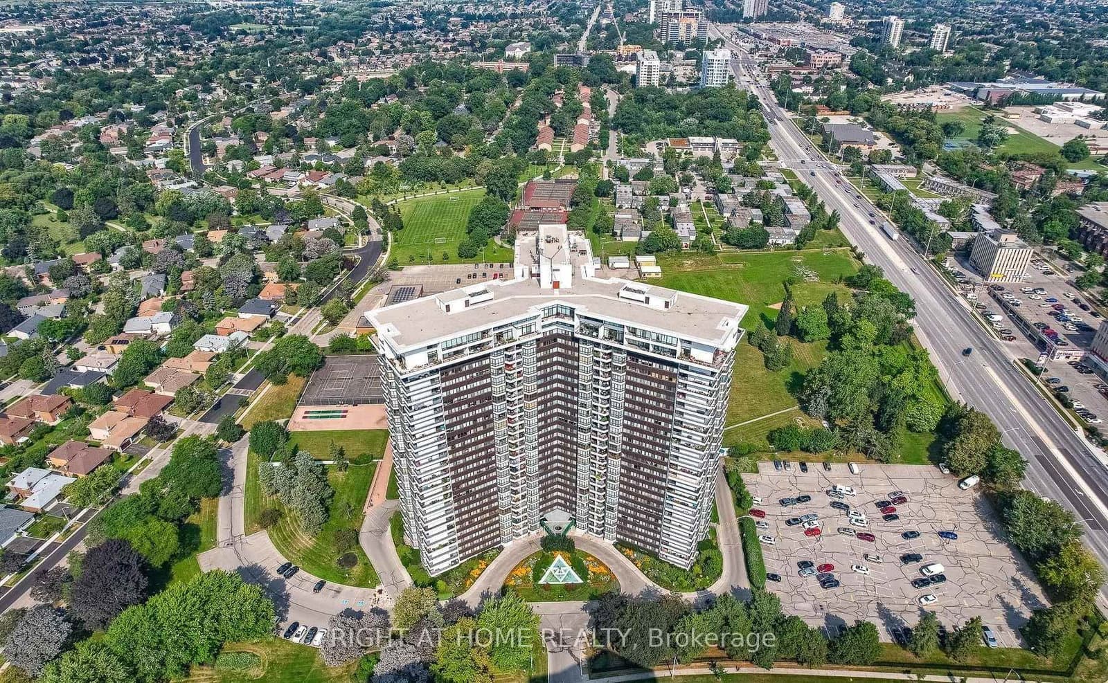 #1107 - 1333 Bloor Street
