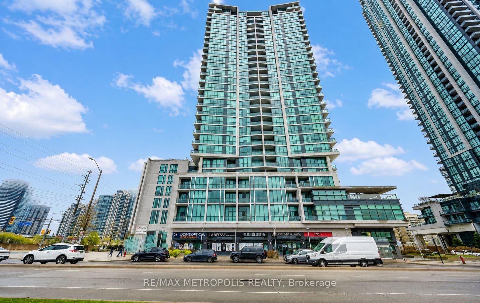 #1004 - 3985 Grand Park Drive