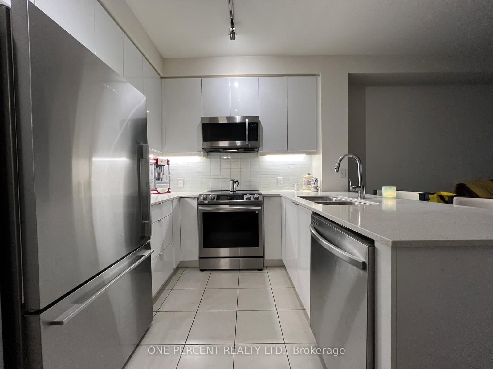 #819 - 50 Thomas Riley Road