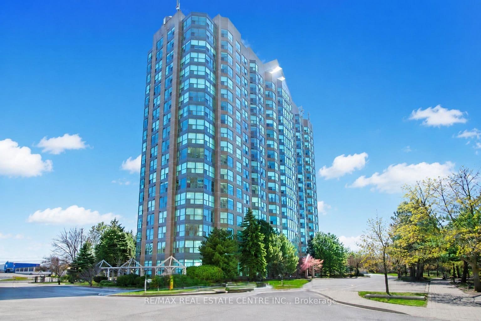 #1007 - 2177 Burnhamthorpe Road W