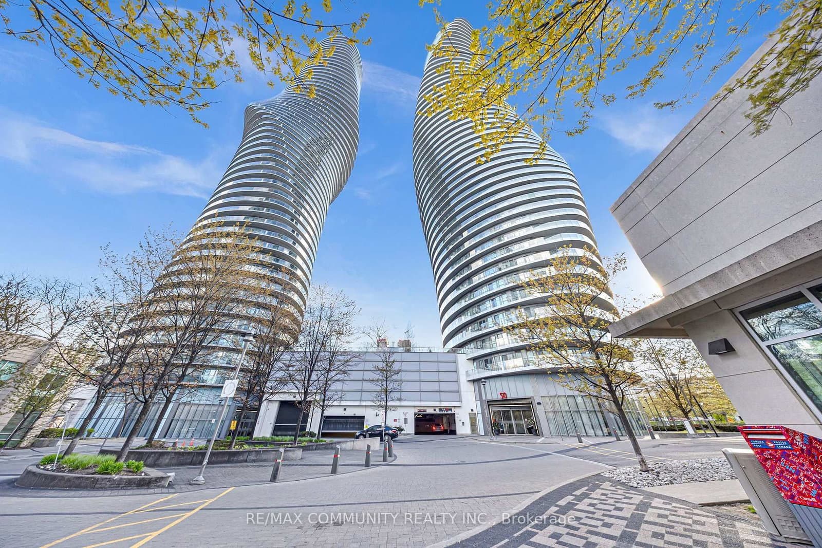 #1905 - 50 Absolute Avenue