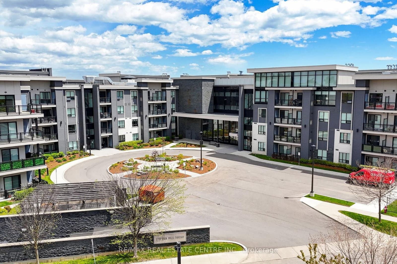 #103 - 3170 Erin Mills Parkway