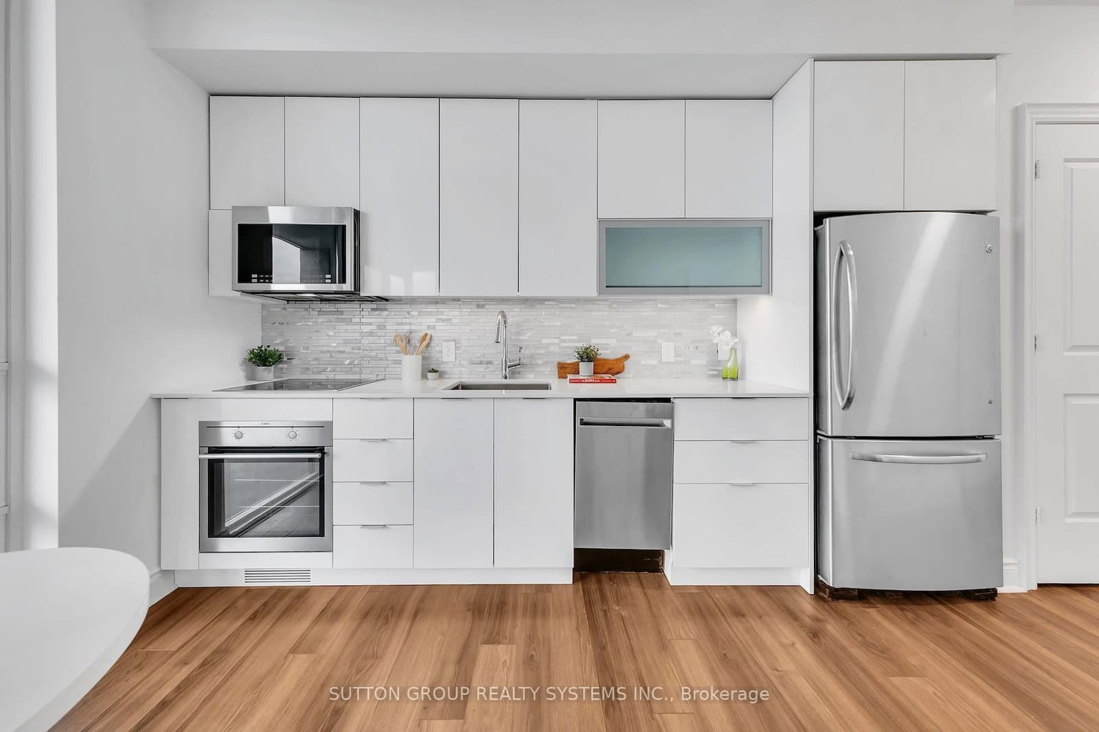 #1205 - 16 Brookers Lane