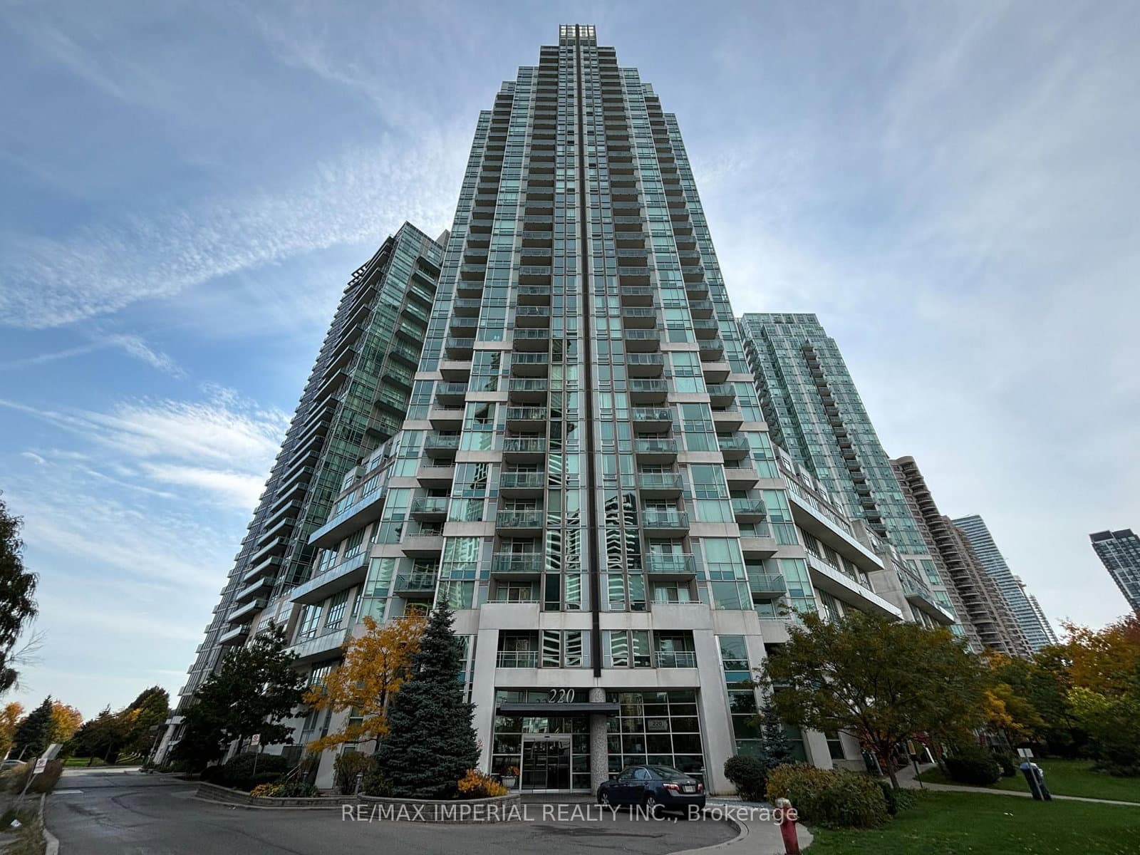 #2110 - 220 Burnhamthorpe Road W