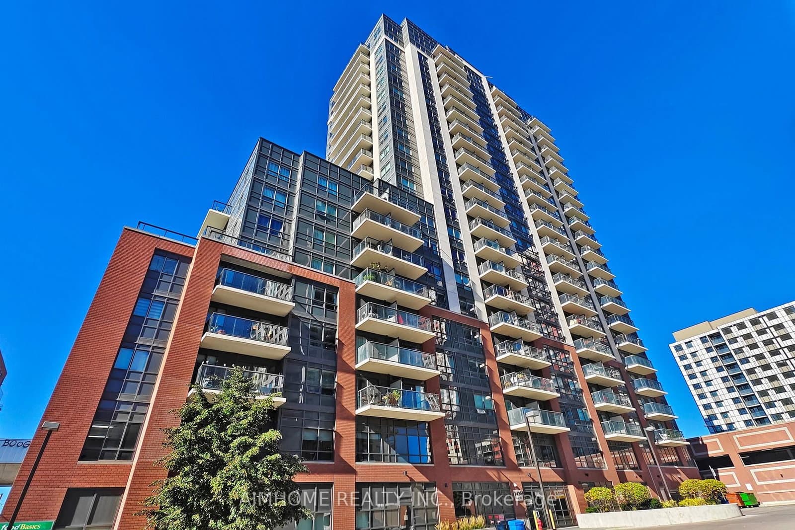 #311 - 1420 Dupont Street