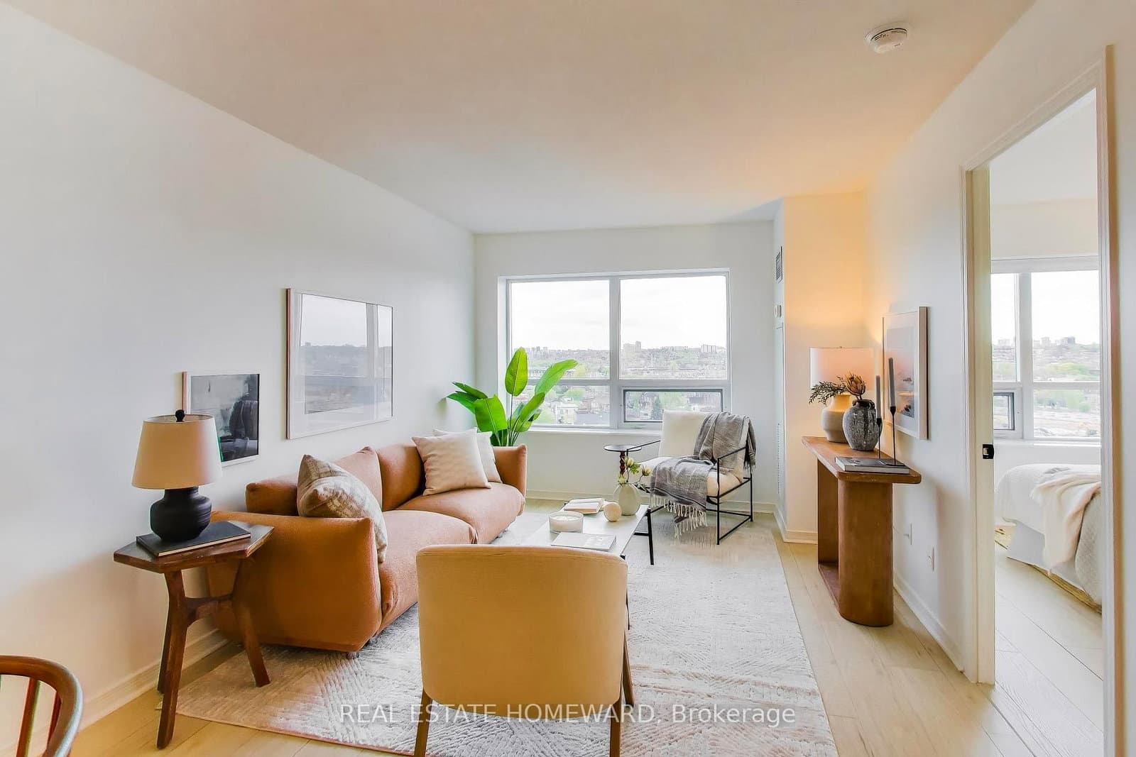 #1315 - 60 Heintzman Street