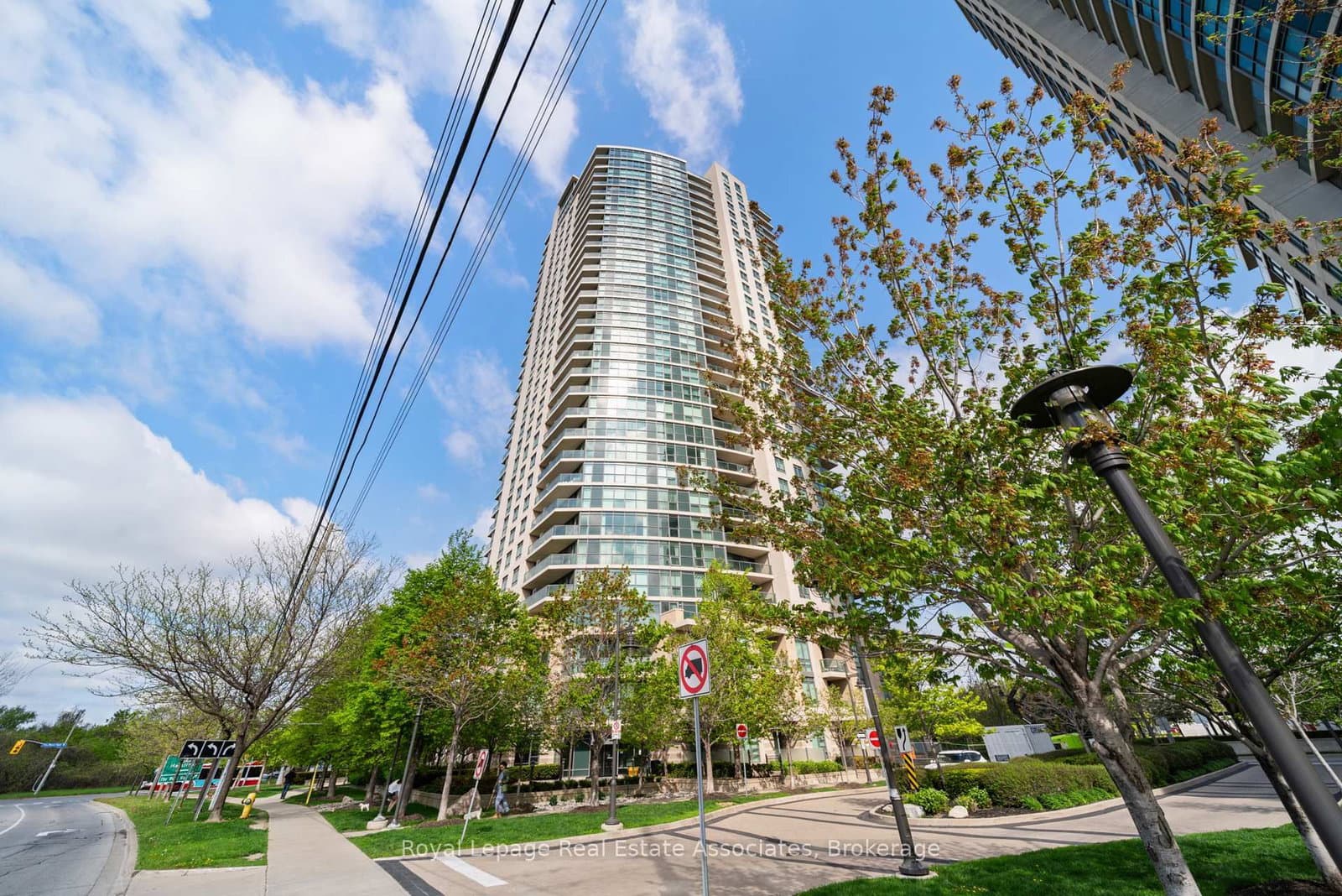 #1601 - 225 Sherway Gardens Road