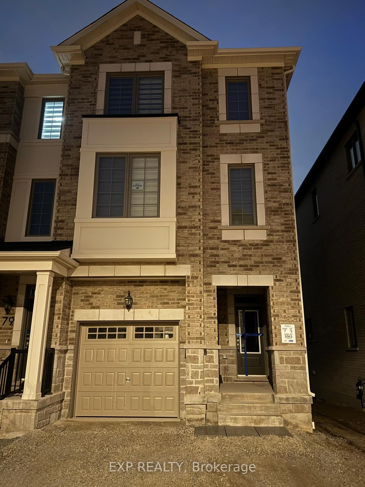 77 Vickerman Street
