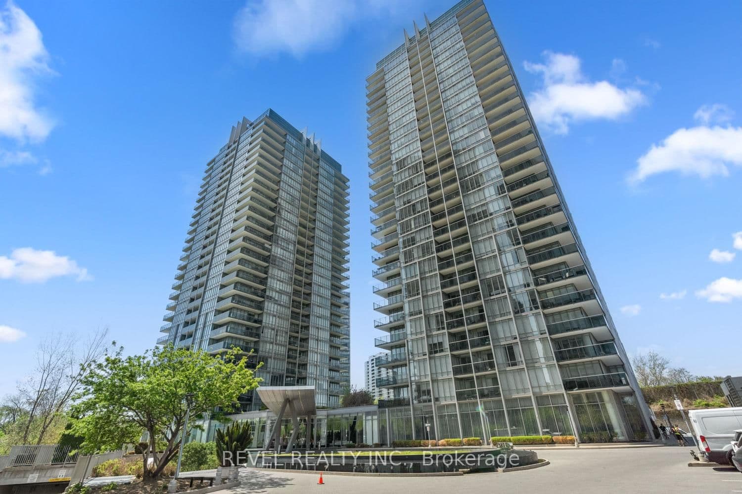 #516 - 88 Park Lawn Road
